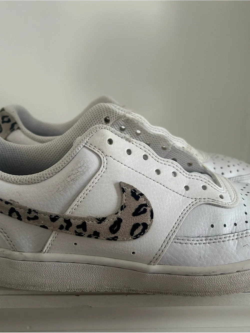 Nike White Sneakers Cheetah Print Size 7🔥